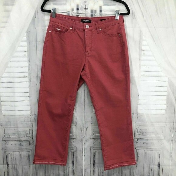 Nine West Size 6 Chrystie Denim Capri Red Cuffed Raw Hem Jeans Mid Rise NWOT - Picture 1 of 10